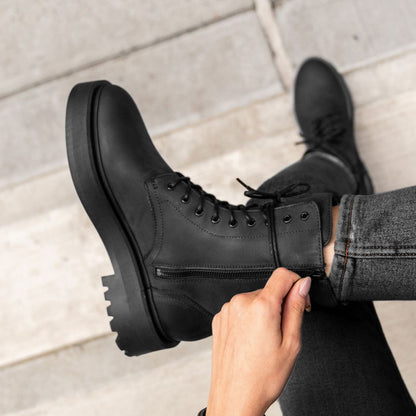 Women | Quest | Black Matte 